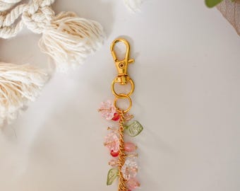 Cherry Blossom Charm Beaded Keychain, Sakura Flower Handmade Beaded Accessory, Short Beaded Keychain For Bags