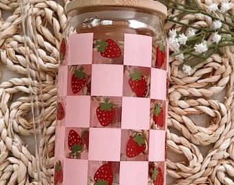 Vaso de vidrio con fresa a cuadros rosas, regalos de fresa, linda taza de café helado, vaso de vidrio con frutas, vaso de fresa, lata de vidrio Libbey
