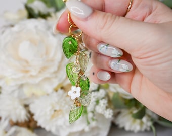 Blatt Blumen Perlen Schlüsselanhänger, Cottagecore Handmade Perlen Accessoire, kurze Perlen Schlüsselanhänger für Taschen