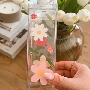 Garrafa de água de caixa de leite de jardim de flores rosa, copo de flores fofo, garrafa de água cottagecore, copo floral, presente para ela