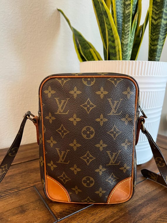 Vintage LOUIS VUITTON Amazon Monogram Crossbody Shoulder Bag Made