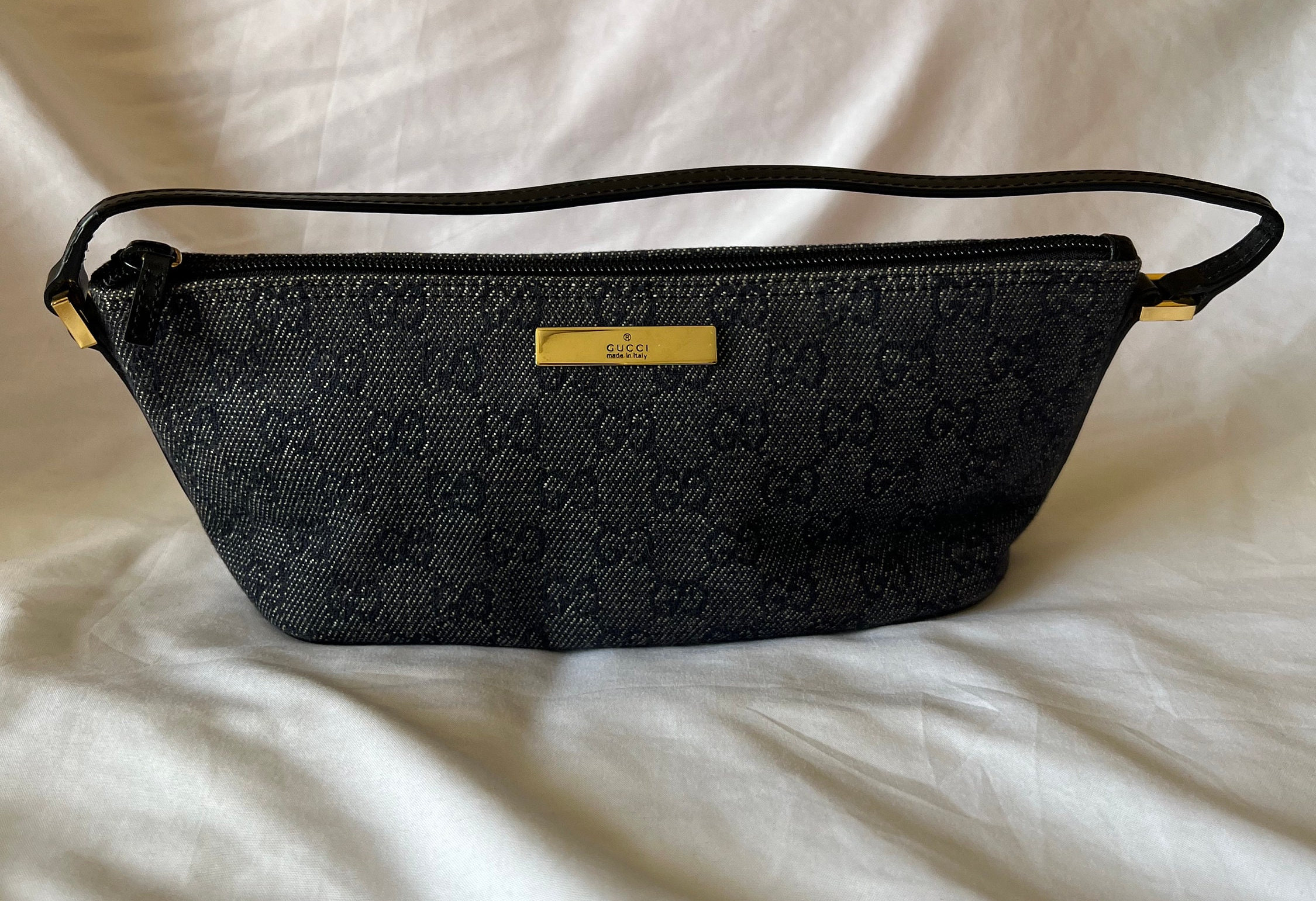 Gucci Black GG Logo Monogram Canvas Pochette Shoulder Bag Italy