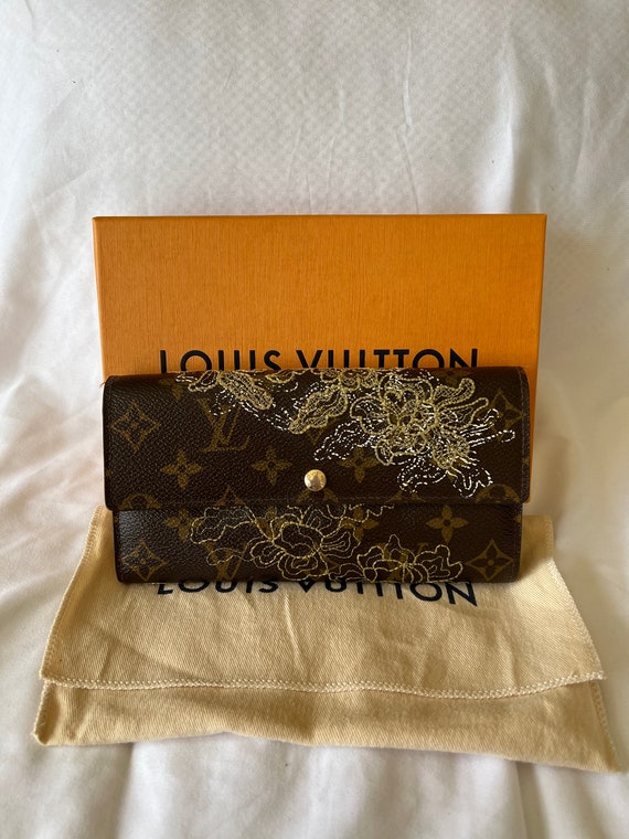 Louis Vuitton Gold Dentelle Sarah Wallet