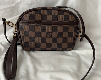 Louis Vuitton Pochette Ipanema Crossbody Brown Damier Ebene Bag Leather Handbag