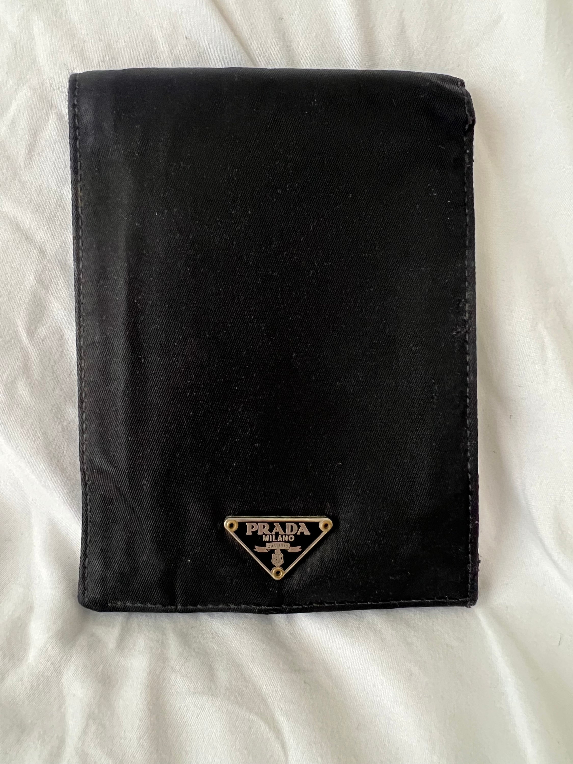 Authenticated Used Prada Wallet PRADA Long wallet 1M1132 Pass Case with  Saffiano Triangle NERO Black Outlet 