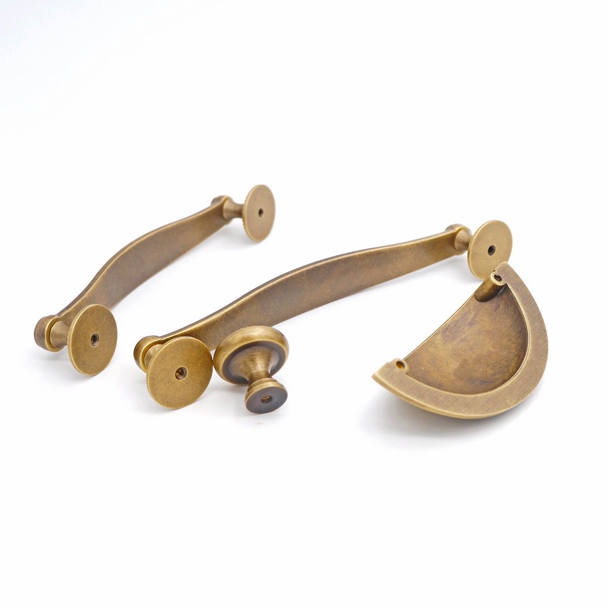 Classical Antique Brass Handle Set Antique Brass Cup Pulls Antique