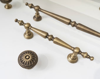 Victorian Antique Brass Knobs And Pulls Solid Brass Cabinet Door Pulls Antique Brass Kitchen Handles Bronze Kitchen Pulls Cabinet Hardware