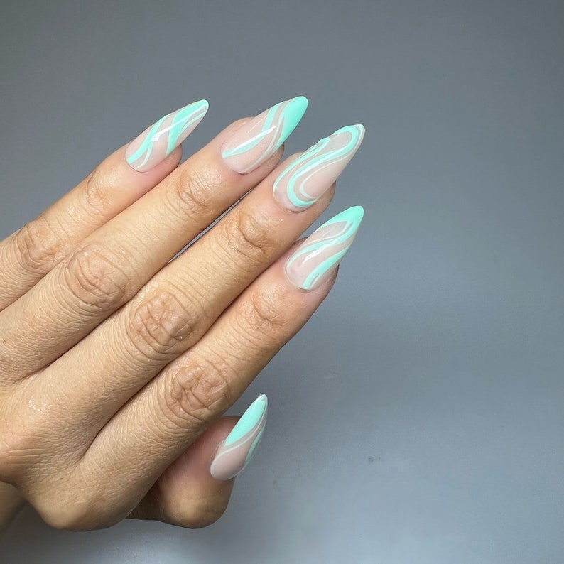 39+ Best Green Swirl Nails Ever! [UPDATED 2023]