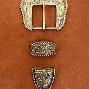 S5521 Genuine Full Grain Leather Belt – Western Style With Floral Engraved Buckle