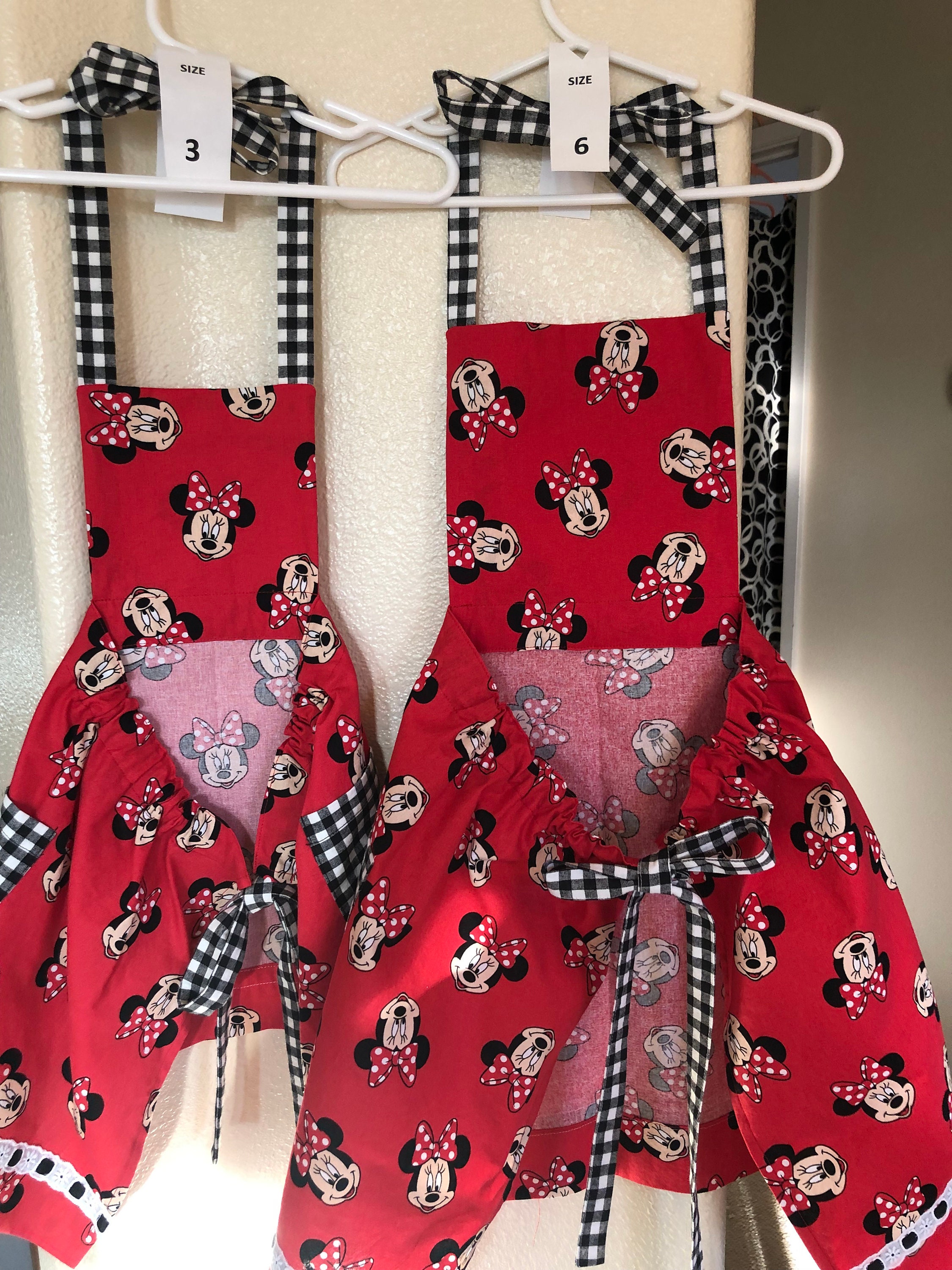 Girls Disney Minnie Mouse Aprons Etsy