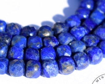 Koraliki fasetowane sześcienne o średnicy 4,5 mm z naturalnego lapisu lazuli AAA - luźne kamienie szlachetne w małych kostkach