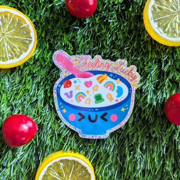 Glansigt glittervinylklistermärke med Lucky Cereal | Vattentätt illustrerat klistermärke med kawaii-mat (7,5 cm)