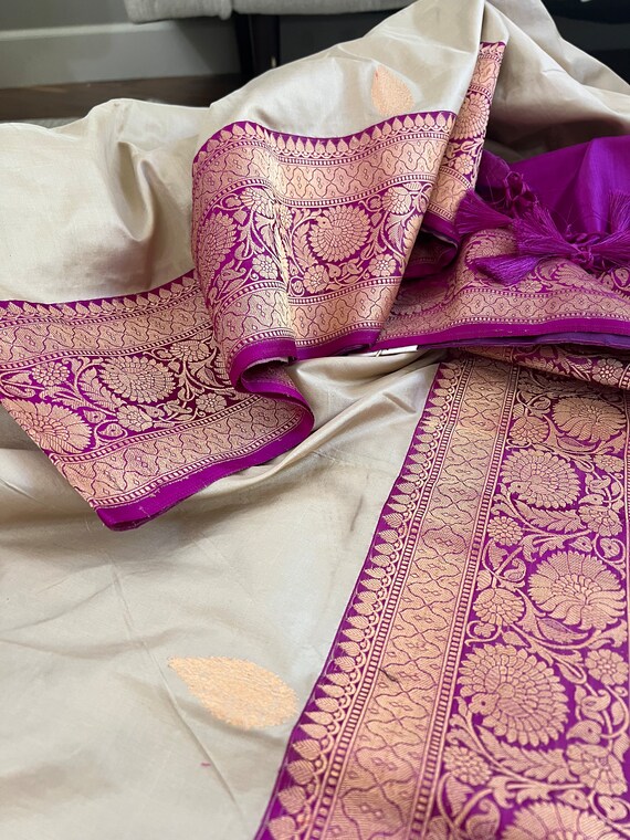 Pure Katan Silk Banarasi Saree In Beige And Purple Border With Drop Motifs ||Handloom Saree
