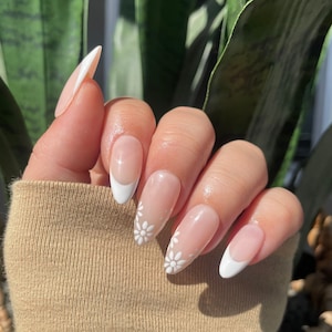 White flower French Nails Press On Nail Set