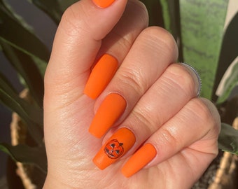 Sumptin Pumpkin Press On Nail Set - Orange Halloween Pumpkin Nails