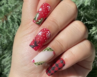 Christmas Snow Flake Tree and Reindeer Holiday Press On Nail Set