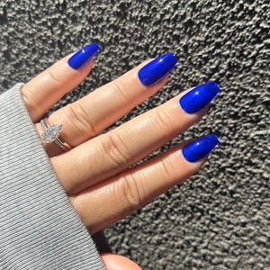 Summer Nails | Royal Blue Press on Nail | 4th of July Nails | Holiday Blue Nails