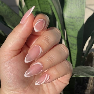 Drücken Sie auf das Nagelset