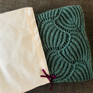 Écharpe étole femme tricotée motif principal brioche en mélange laine alpaga taille M image 7