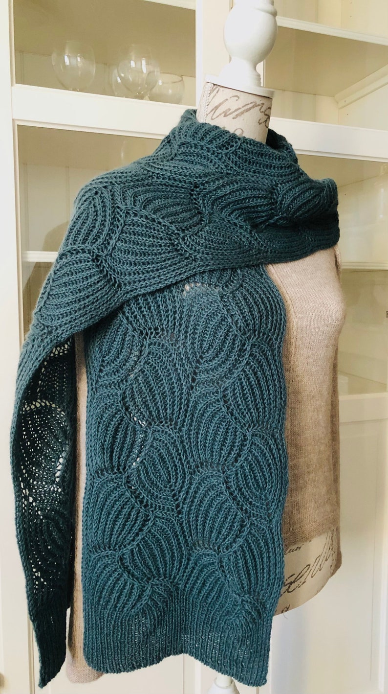 Écharpe étole femme tricotée motif principal brioche en mélange laine alpaga taille M image 5