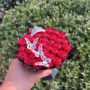 Mini ramo buchon de papel / paper flower bouquet/ roses / desk flowers / desk decoration / 35 rose bouquet / forever roses / rosas eternas