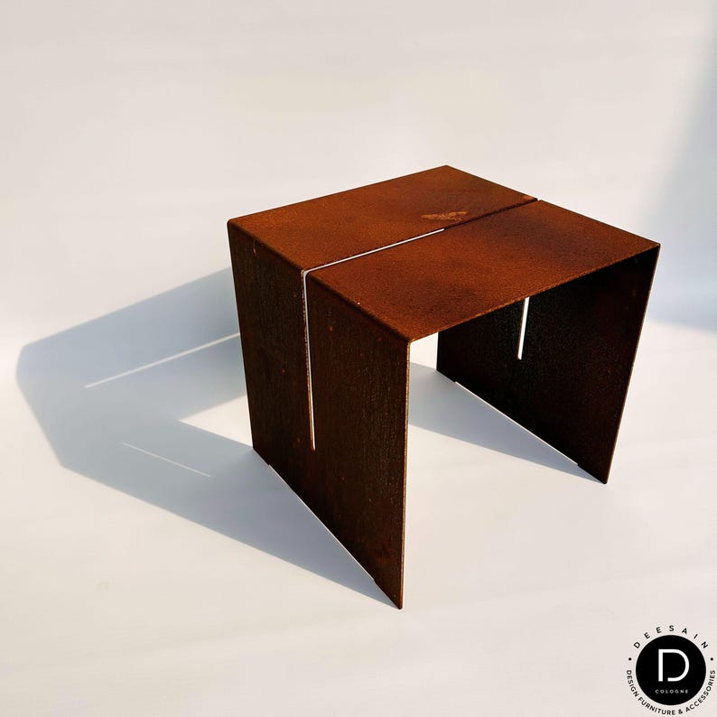Outdoor-Tisch aus Cortenstahl, Gartentisch aus Corten, Beistelltisch für draußen aus Cortenstahl Bild 2