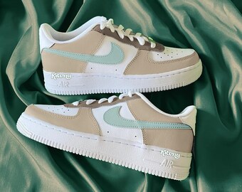 Nike Air Force 1 | Damen, Herren, Kinder | SPORTSHOWROOM