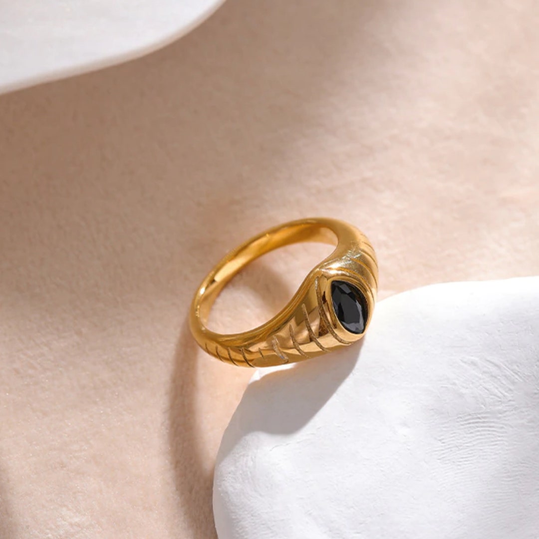 Black Stone Gold Ring 18k Gold Ring Statement Gold Ring Etsy