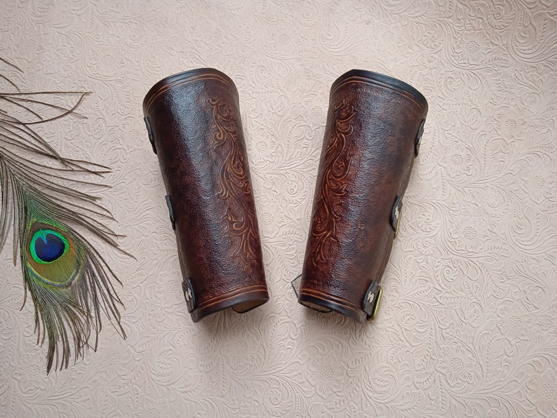 Archery Leather Bracer, Dark Brown Arm Guard with Custom Carving Vegtan Leather image 4