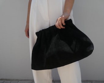 Handgefertigte Wildleder-Knödel-Clutch in Mokka-Mousse-Schokolade-Braun-Schwarz-Farben, Lederwolkentasche Oversize-Puffball-Retro-Geldbeutel