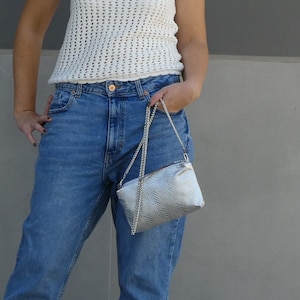 Bolso bandolera pequeño de piel metalizada con cadena para mujer, Cartera de mano de piel de becerro suave con estampado de pitón, Cartera de piel con cadena, Monedero con cremallera