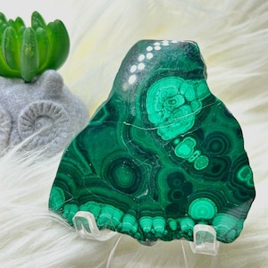 Pretty Malachite Slab, Freeform Malachite slice, Malachite Specimen, Malachite Crystal, Metaphysical Crystals, Gift for Her, Approx 7cm