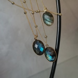 Boho Necklace Natural Stone Labradorite Satellite Chain 24 Carat Gold Plated Oval Pendant Set