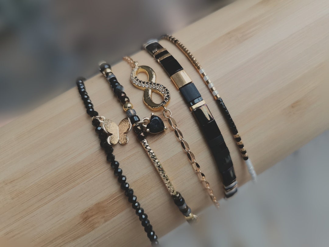 Kit bracelet fil élastique et perles en verre noire et blanche