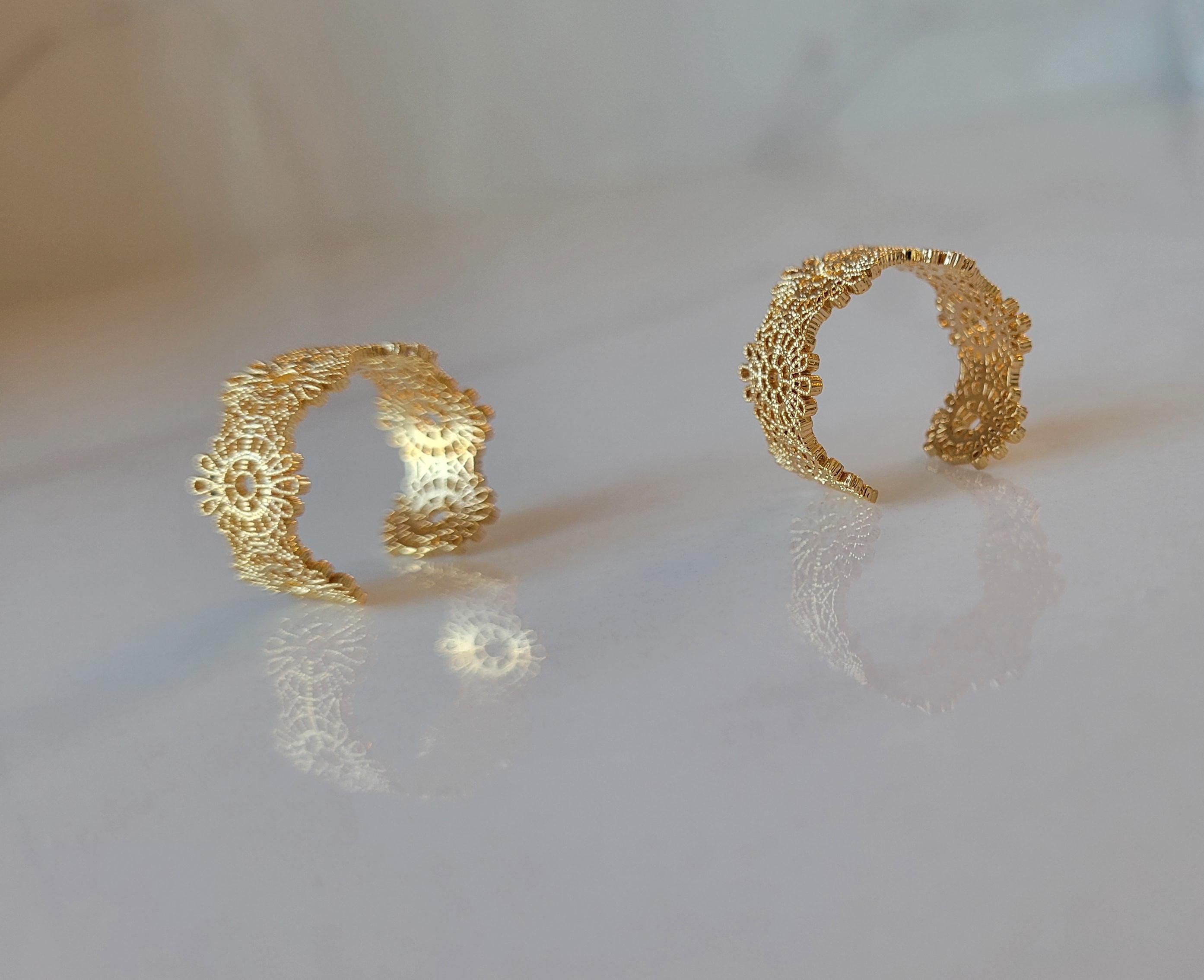Grosse Bague Dorée Effet Filigrane - Taille Réglable - Neuf Sans Emballage