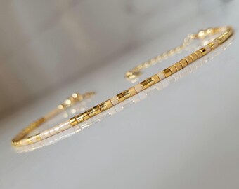 Damesarmband met parelmoergouden Miyuki-kralen | elegante, chique en verfijnde sieraden