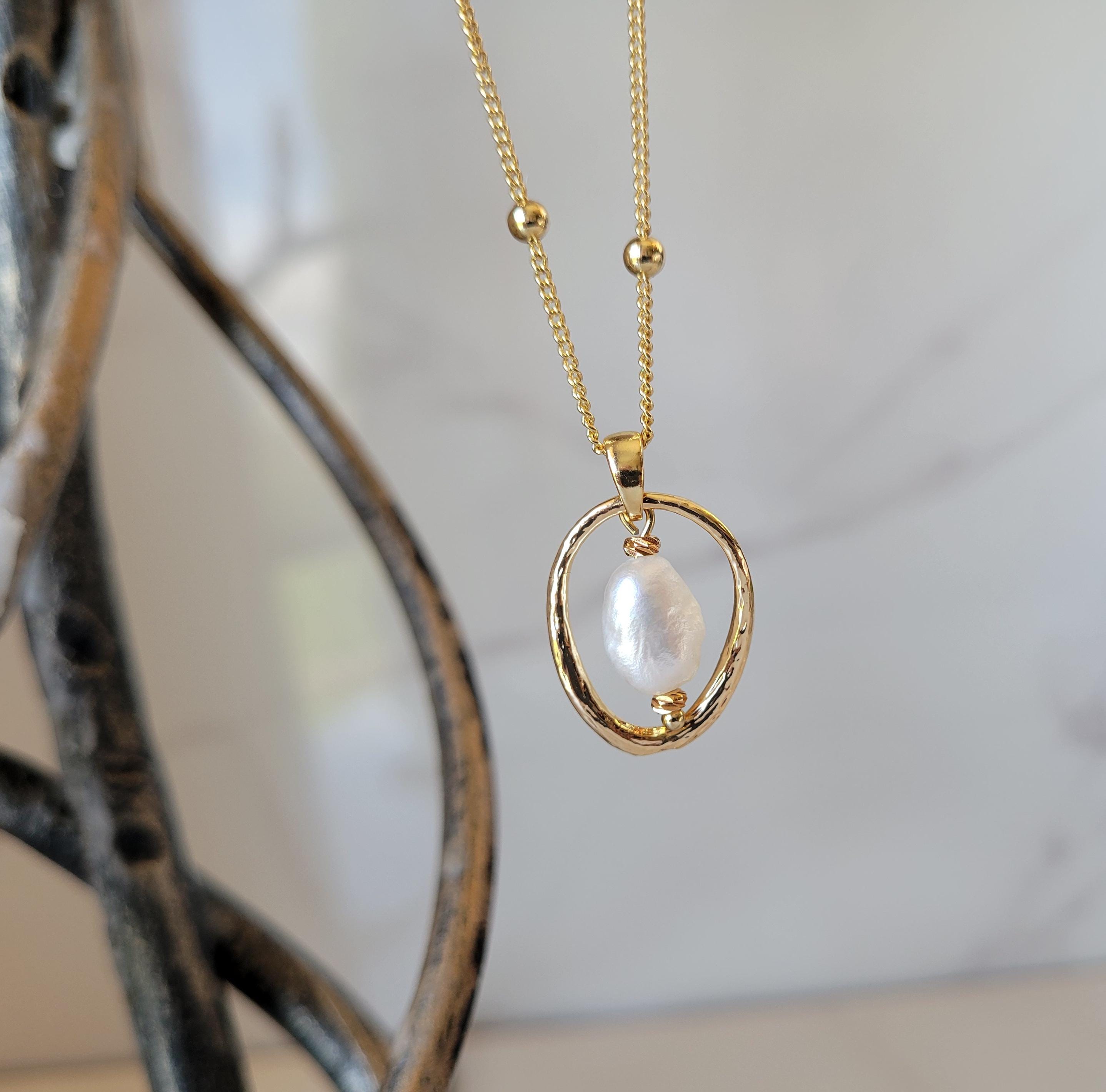AAA 12-10MM NATURAL SOUTH SEA WHITE PEARL PENDANT 14k YELLOW GOLD