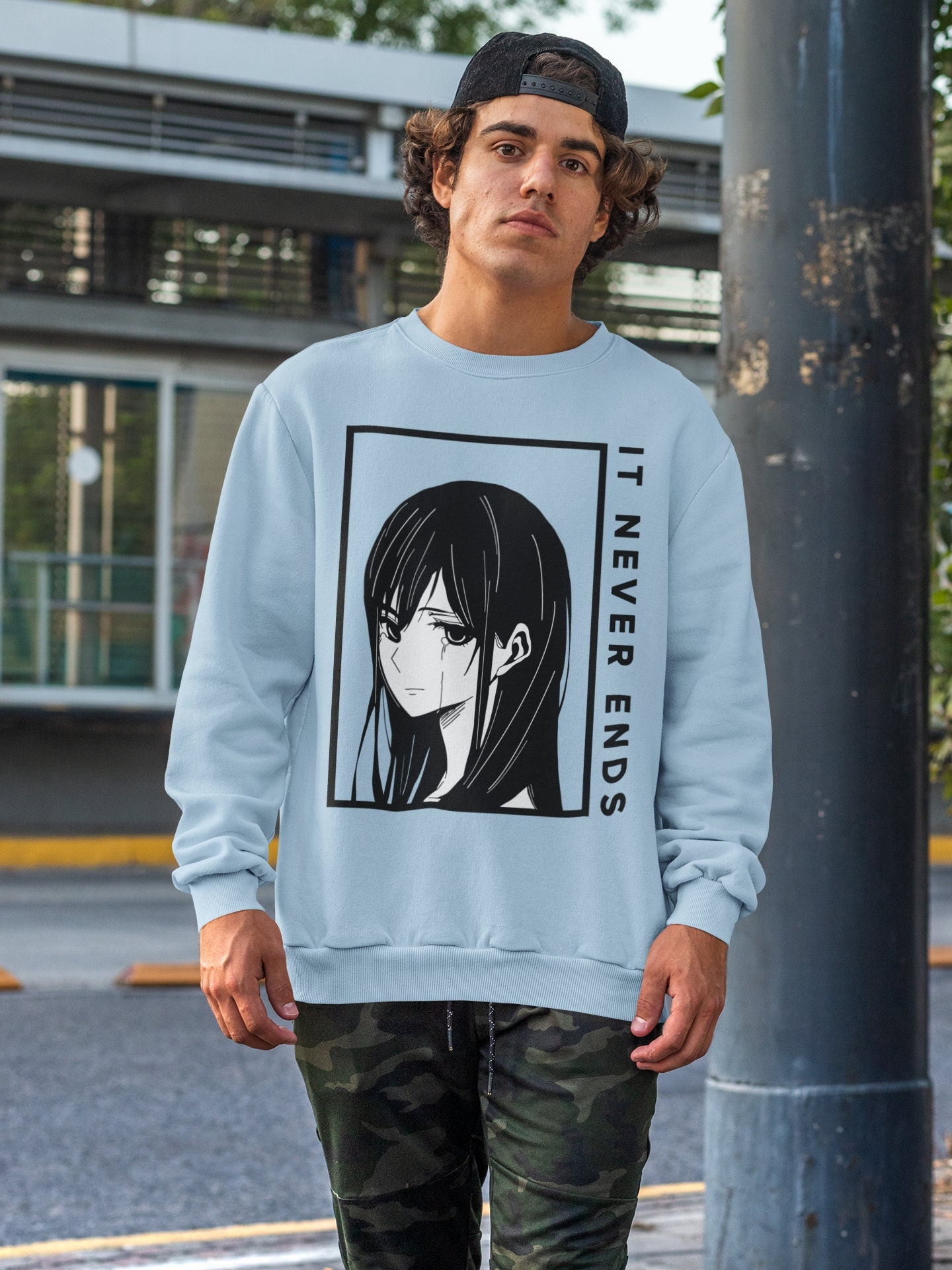 Aesthetic cyberpunk anime girl' Unisex Crewneck Sweatshirt