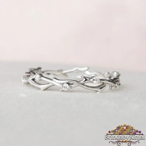 Twig wedding band Twig Ring For Woman Twiste Ring Diamond Vine ring Moissanite Floral wedding band Unique Branch Handmade band Ring