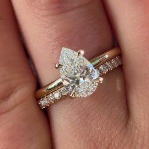 2 Ct Pear Cut Moissanite Wedding Ring Set, Pear Cut Engagement Ring Set, Bridal Set, Art Deco Half Eternity Matching Bands,14k Gold Ring Set