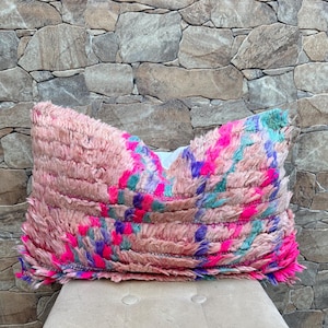 Vintage Moroccan berber boujaad pillow