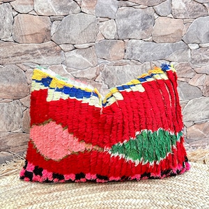 Vintage Moroccan berber boujaad pillow