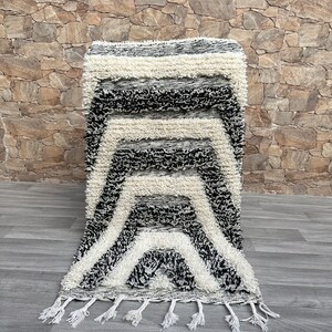 Small Handmade Moroccan Rug Small Morocco Beni Ouarain Rug-Berber Wool-Bedside Rug- Morocco Teppich