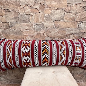 Vintage Berber Lumbar Pillow Cover: Moroccan Wool Cushion, Boujaad Design
