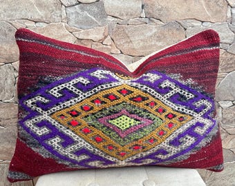 Vintage Berber Kissen, marokkanische Kissenbezug aus Schurwolle