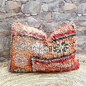 Vintage Moroccan kilim,berber bujaad pillow , decorative pillow , berber cushion , berber vintage wool Cushion Cover