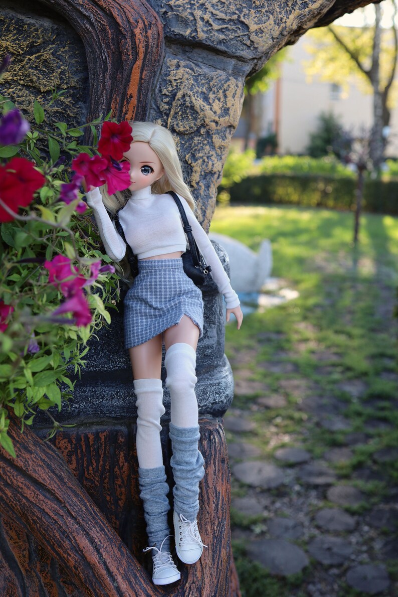 Leg warmers for bjd 1/3 scale doll like Smart Doll. Three colors image 3