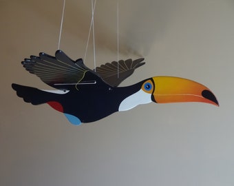 mobile oiseau articulé en bois toucan toco nouveau  décoration pour la maison ou pour chambre d' enfant