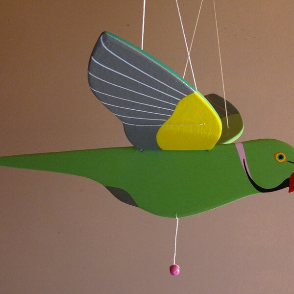 mobile oiseaux volant en bois jouet décoration perruche à collier