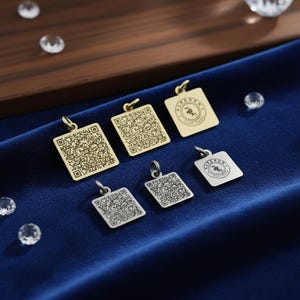 Ciondolo con logo QR Code, tag di collegamento per il tuo marchio, ciondolo inciso su due lati con cerchi, ciondoli all'ingrosso per il tuo marchio